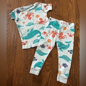 Carter’s ocean animals pajama set, size 12M